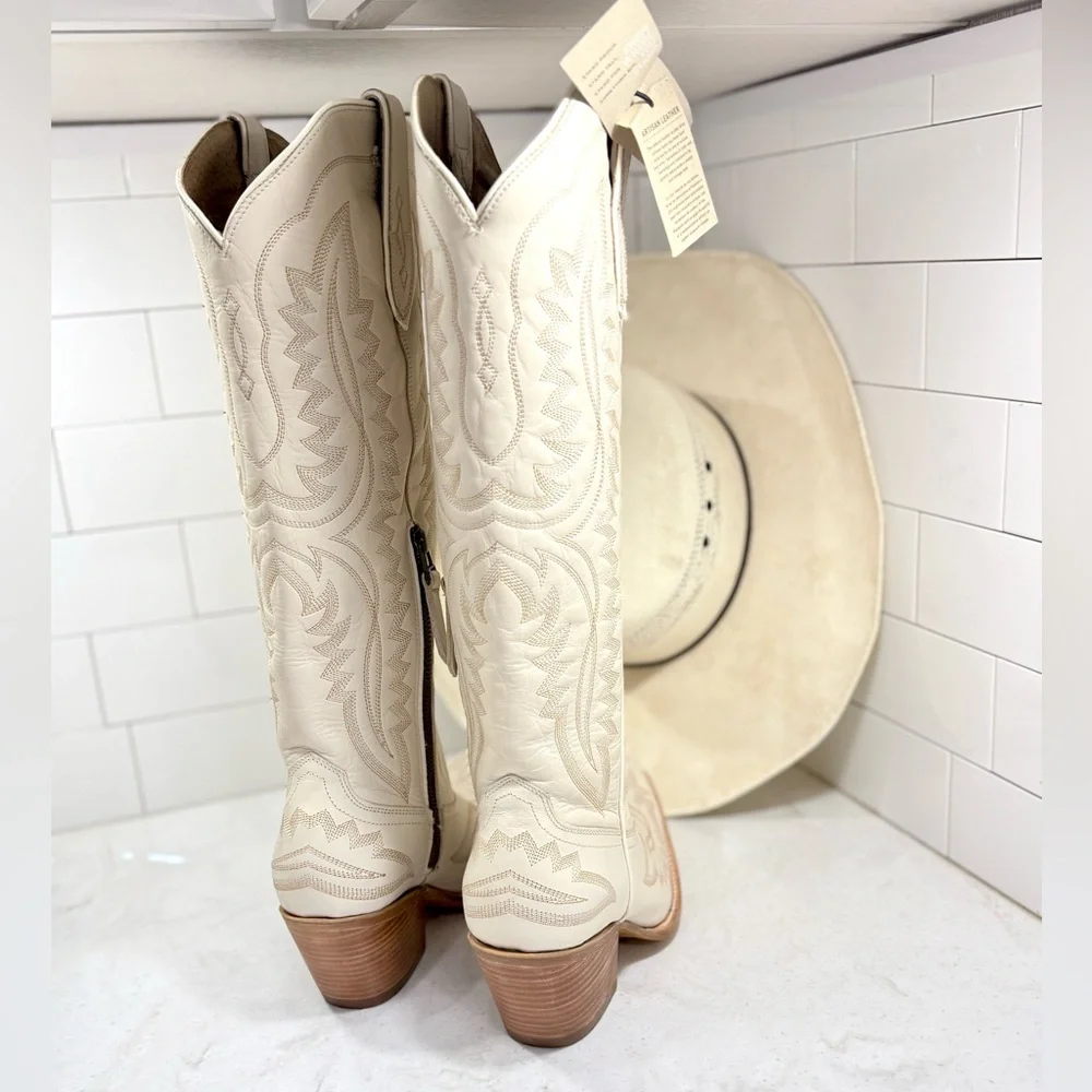 Ariat Casanova Western Boots - Picture 12 of 15